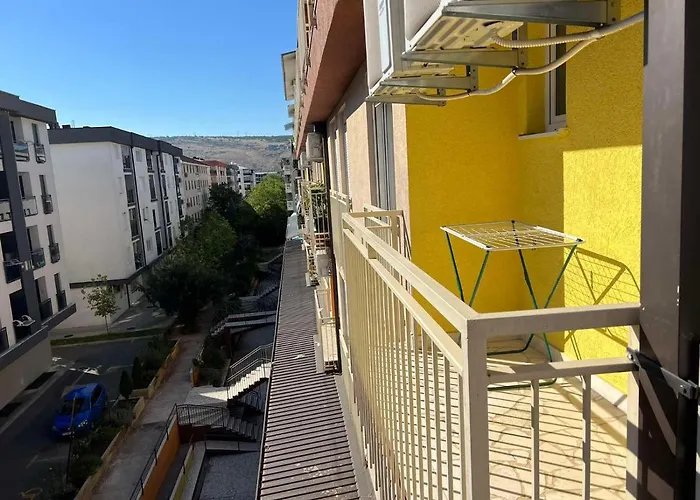 Golden Parrot Apartamento Podgorica