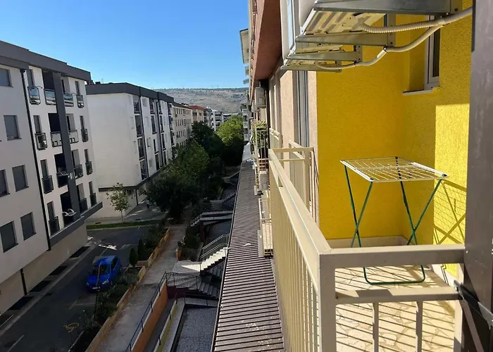 Golden Parrot Apartamento Podgorica